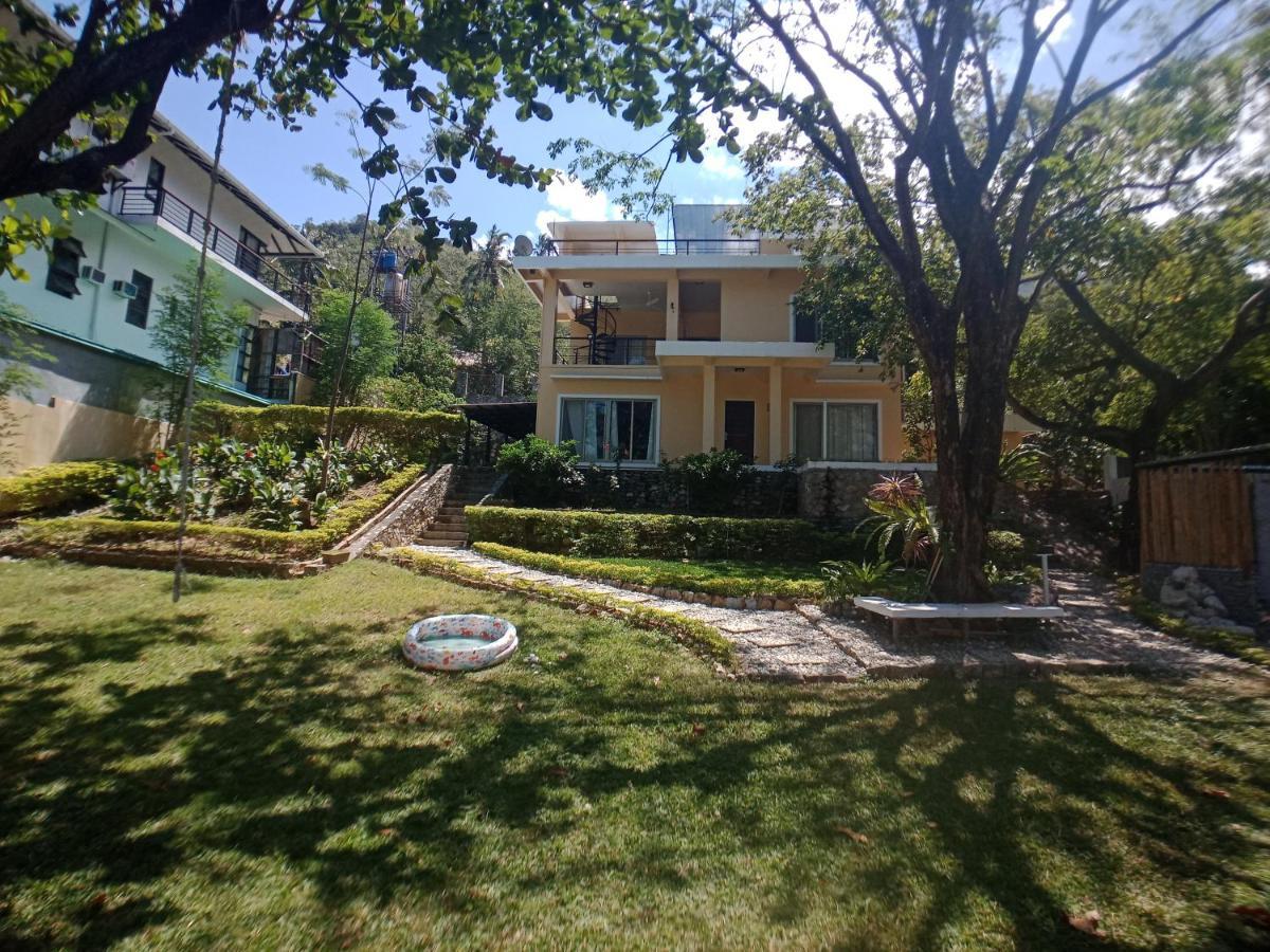 Amami Beachfront Villa With Private Beach Puerto Galera Esterno foto