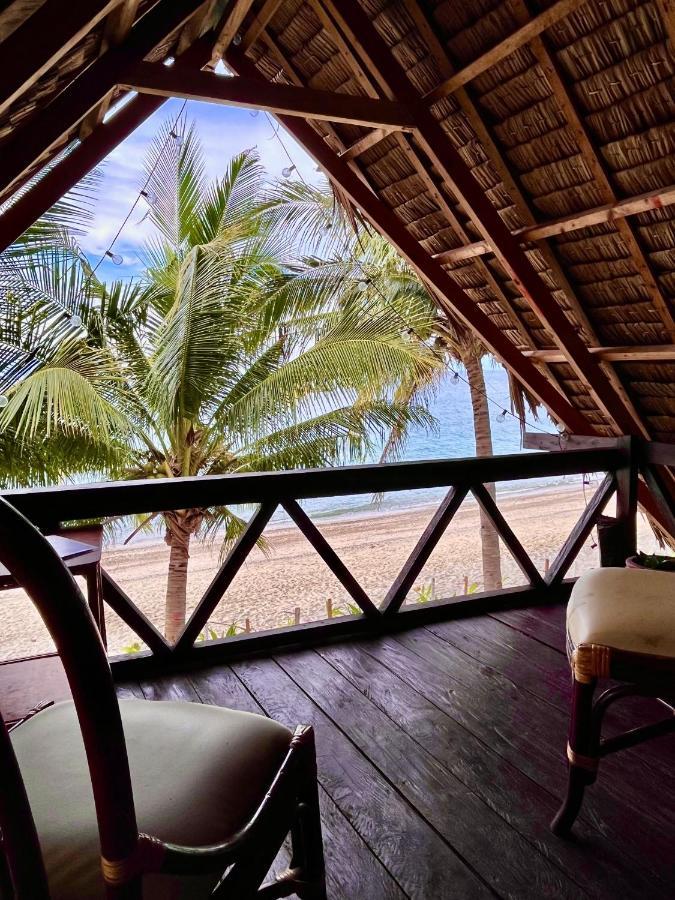 Amami Beachfront Villa With Private Beach Puerto Galera Esterno foto