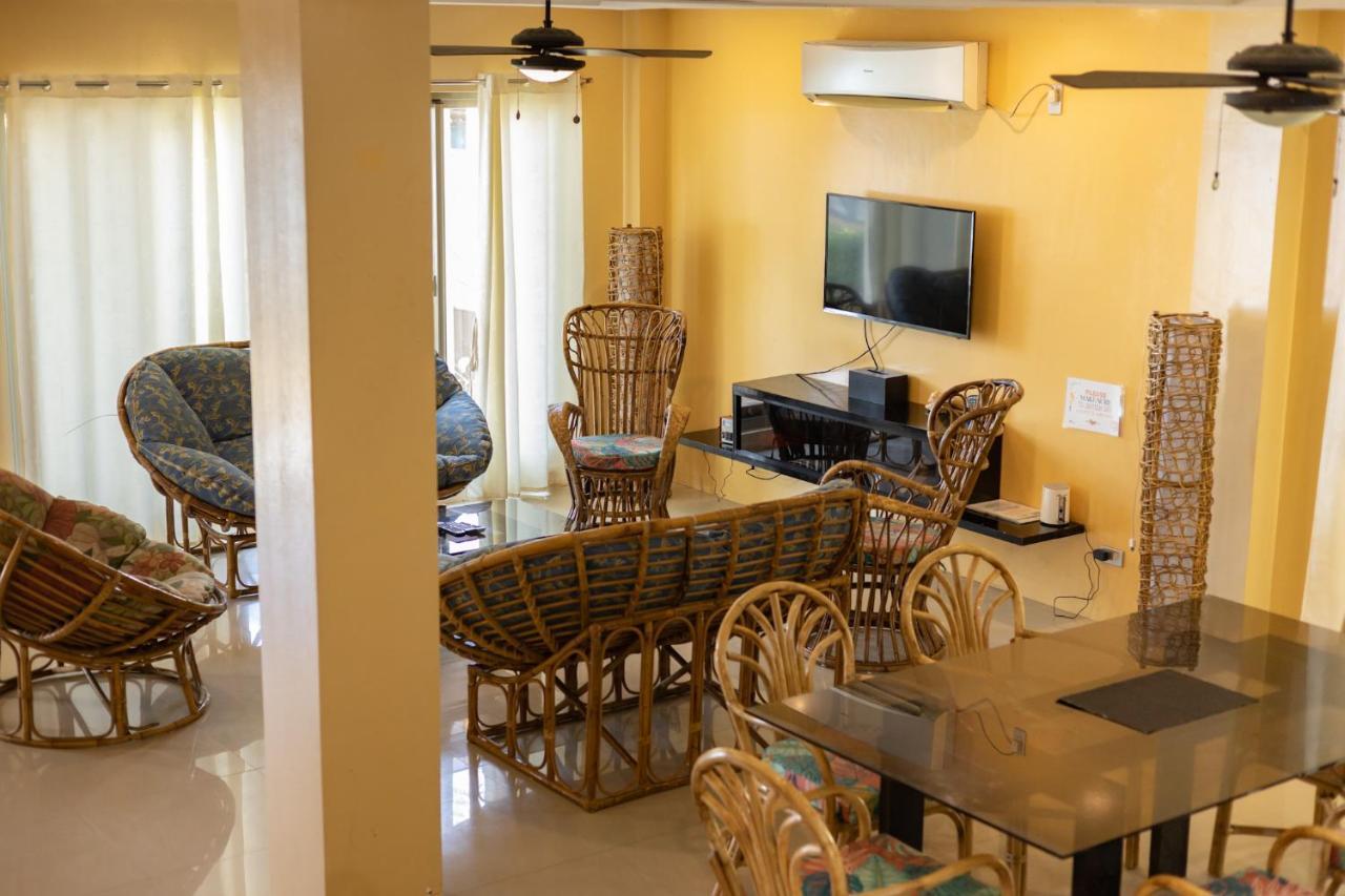 Amami Beachfront Villa With Private Beach Puerto Galera Esterno foto