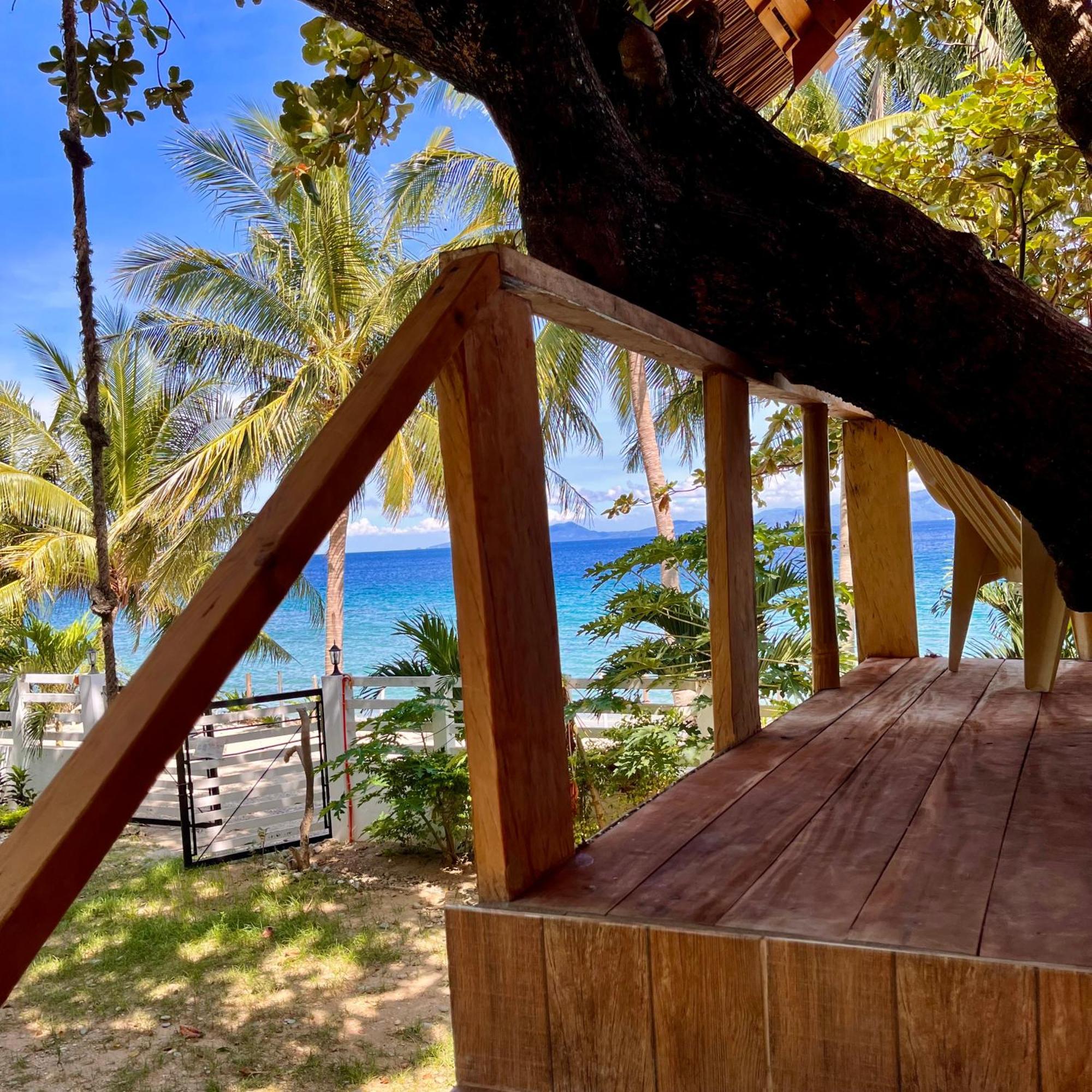 Amami Beachfront Villa With Private Beach Puerto Galera Esterno foto