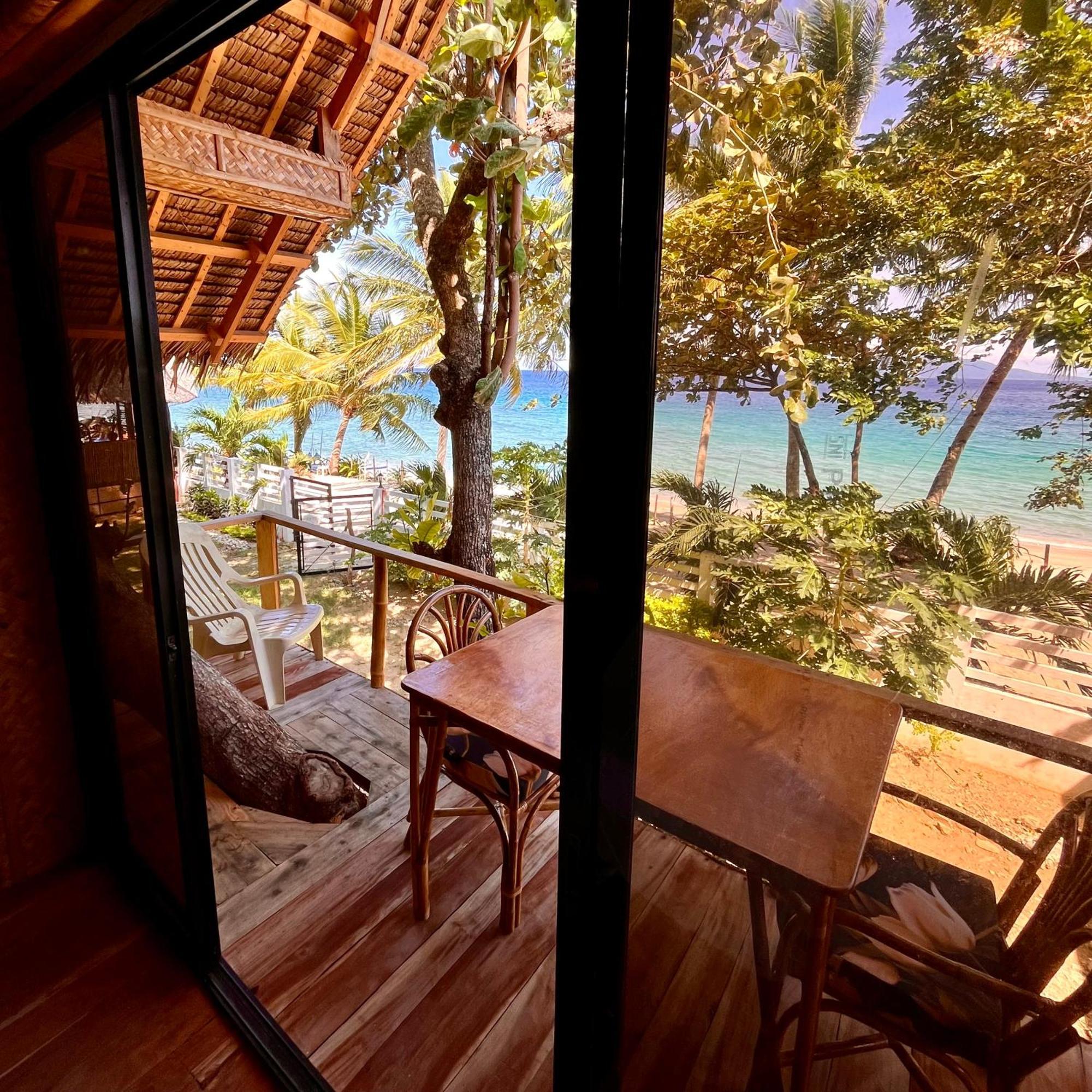 Amami Beachfront Villa With Private Beach Puerto Galera Esterno foto