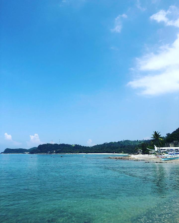 Amami Beachfront Villa With Private Beach Puerto Galera Esterno foto